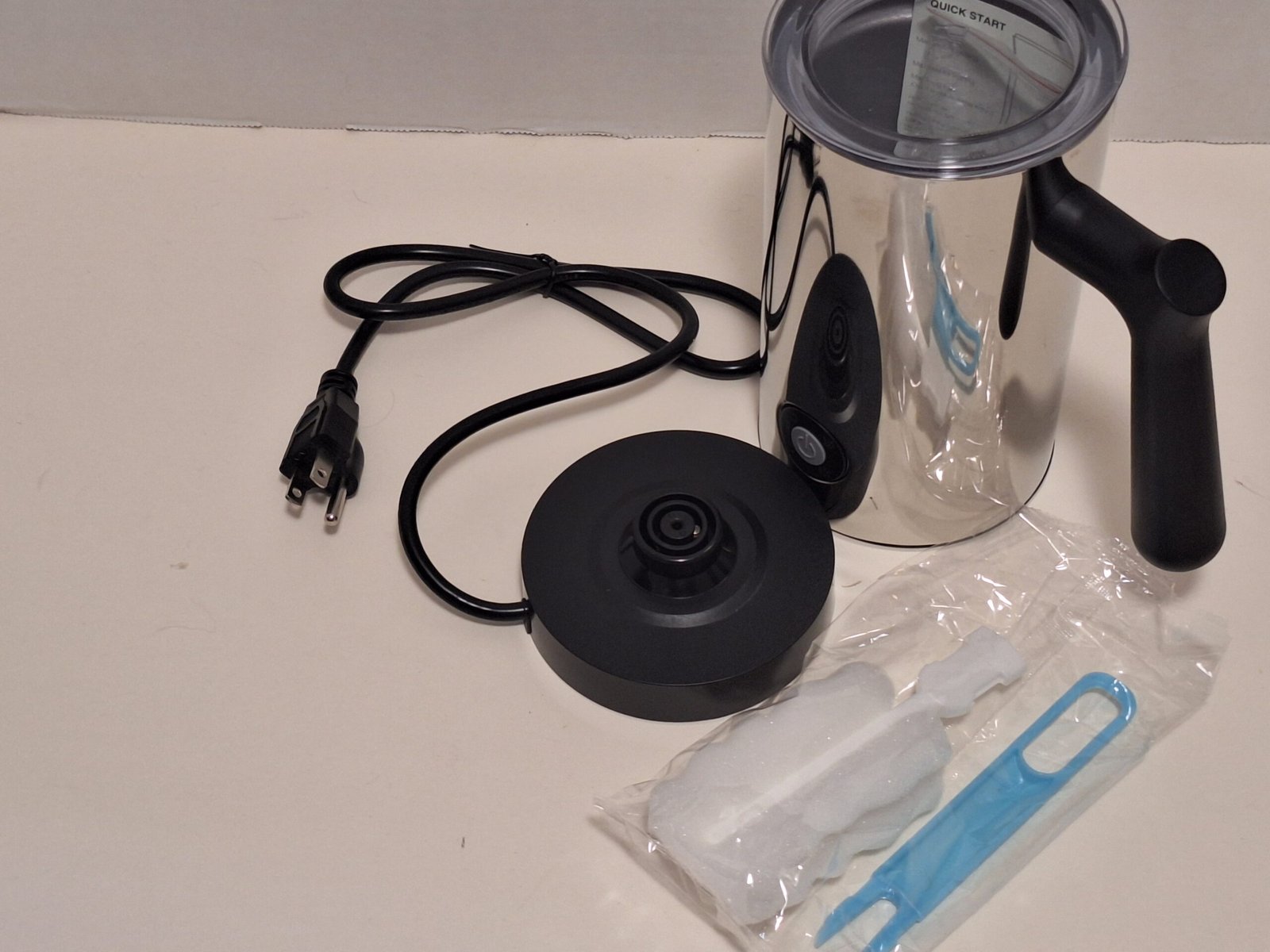 Electric 4 in 1 Milk Frother and Steamer, Stainless steel 10.6 oz New In Box - Image 3